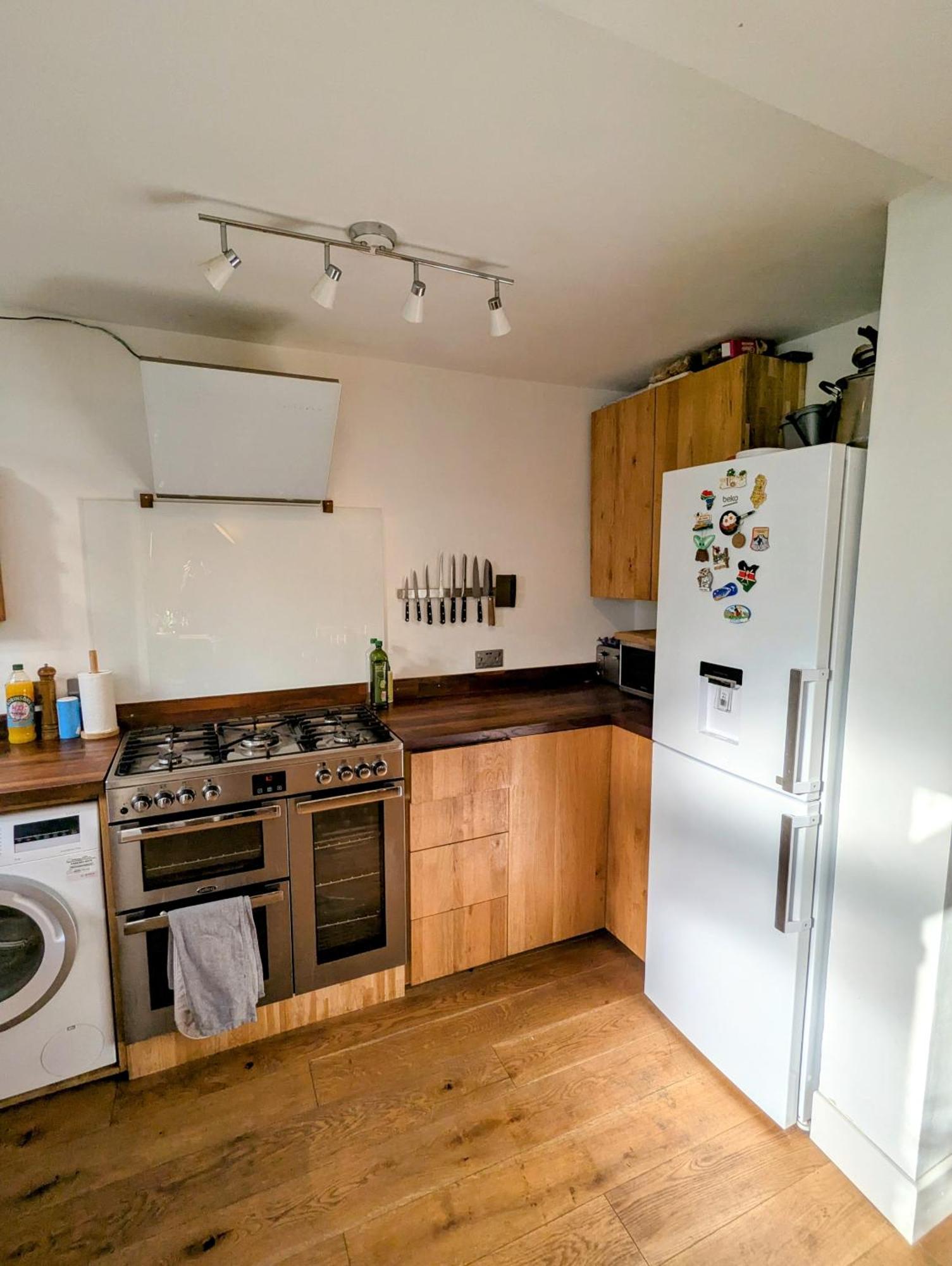 Gazde/Camere de închiriat Spacious In Peckham *